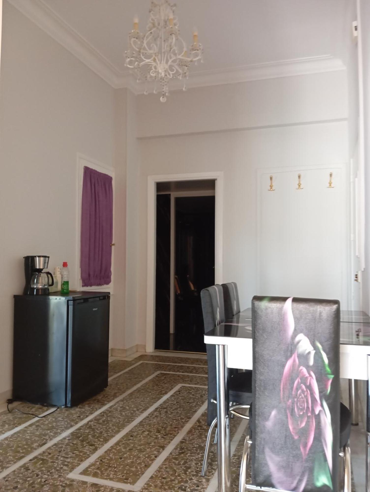 Iris Baroque Apartment Elefsina Eksteriør bilde